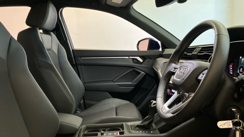 Audi Q3 35 TFSI S Line 5dr S Tronic Petrol Estate